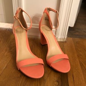 Never worn (NWOT) pink Madden Girl block heels.